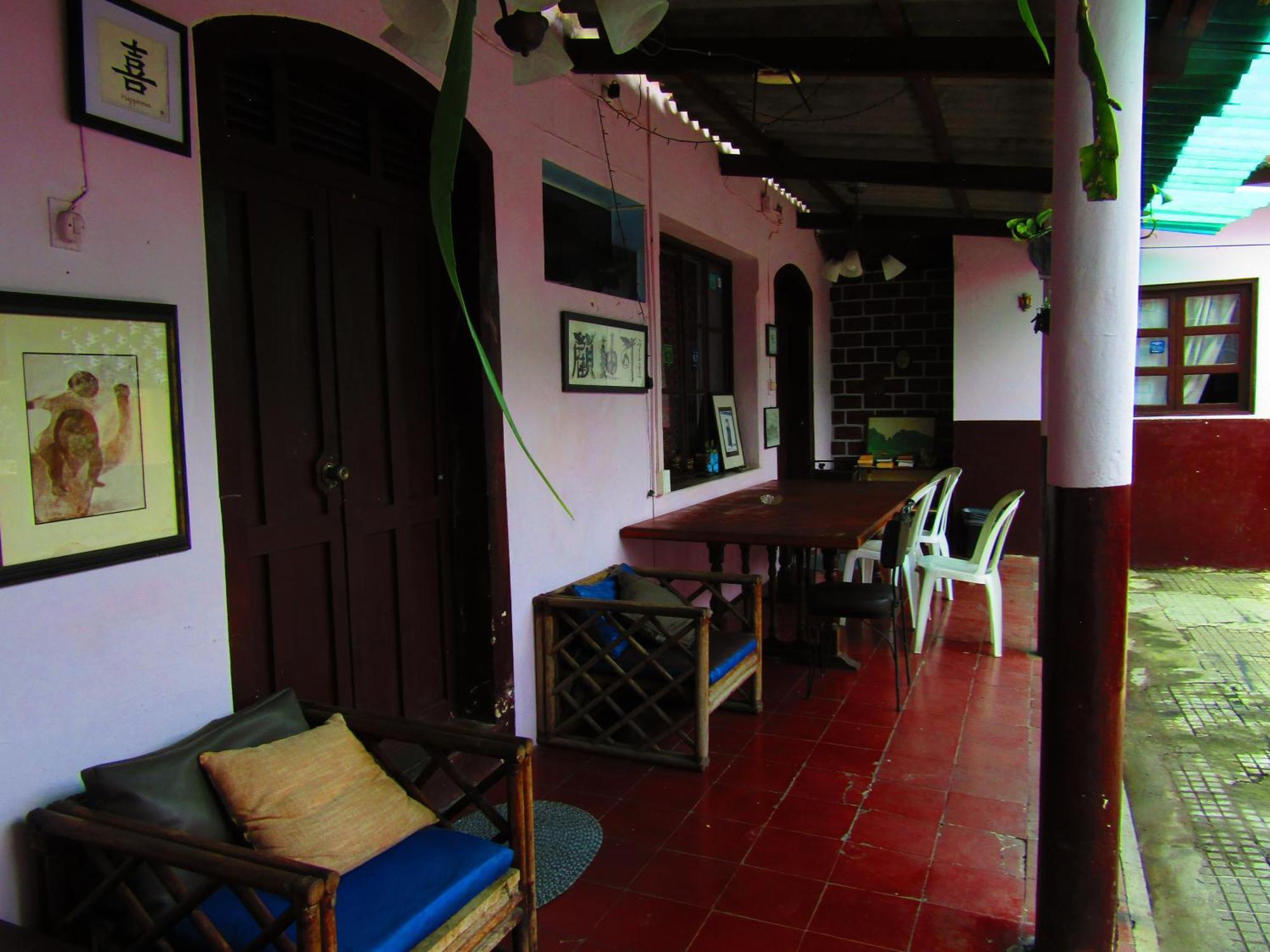 Casa Vieja Guest House Santa Ana Exteriör bild
